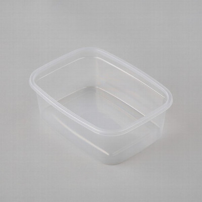Salāttrauks plastmasas ar vāku 0.500ml(1/500gb.) 139*102*67mm