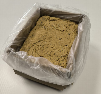 Halva Zemesriekstu ar ķiršiem 4kg  (10.01.27) (daudzumu norādīt kilogramos,pilnas kastes) Latvija