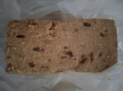 Halva Zemesriekstu ar apelsīnu sukādēm 4kg  (12.01.2027)(daudzumu norādīt kilogramos,pilnas kastes) 