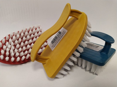 Plastmasas birstīte 9.5cm