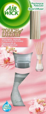 Gaisa atsvaidzinātājs AIR WICK aromātiskie kociņi Precious Silk 25ml